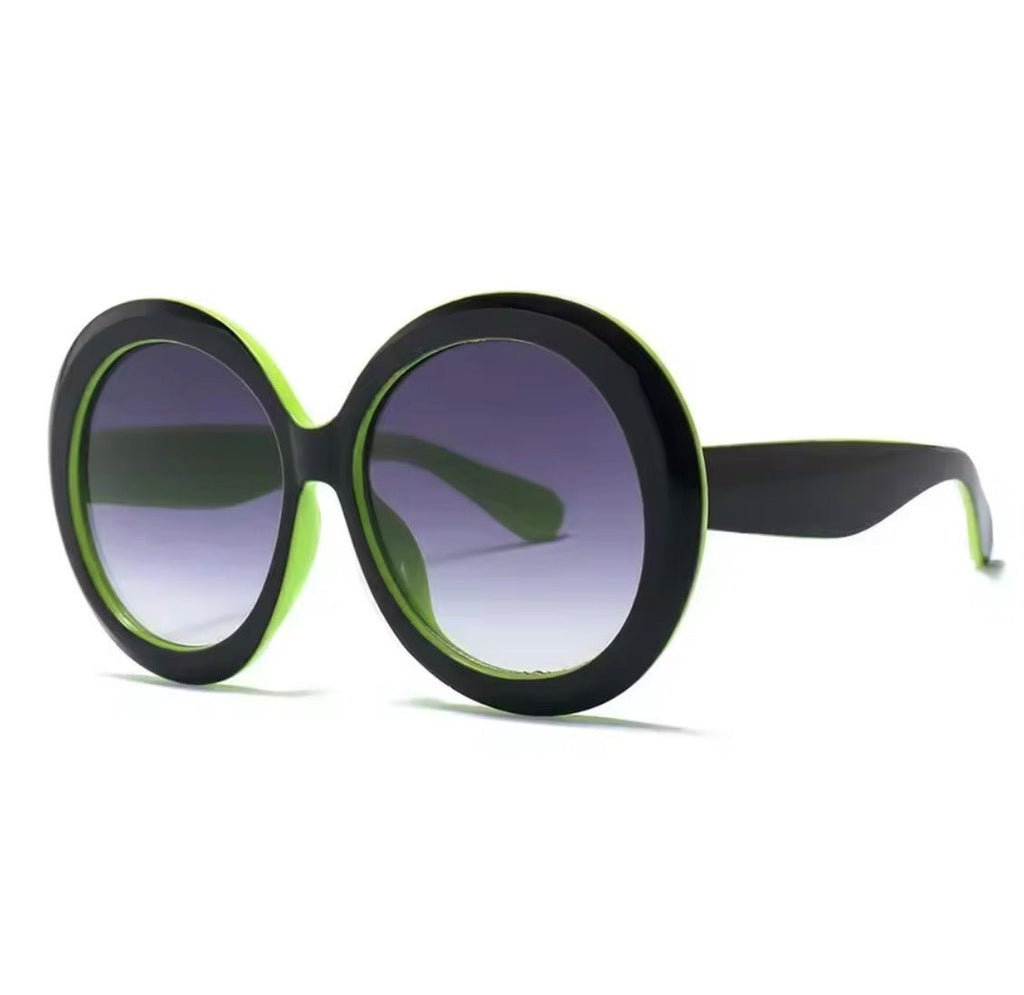Round Retro Black/Green Sunglasses