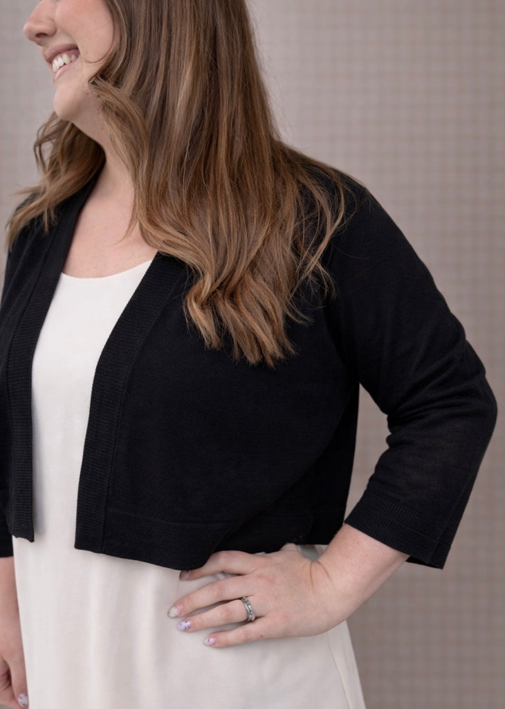 FO8190 Black Headliner Shrug