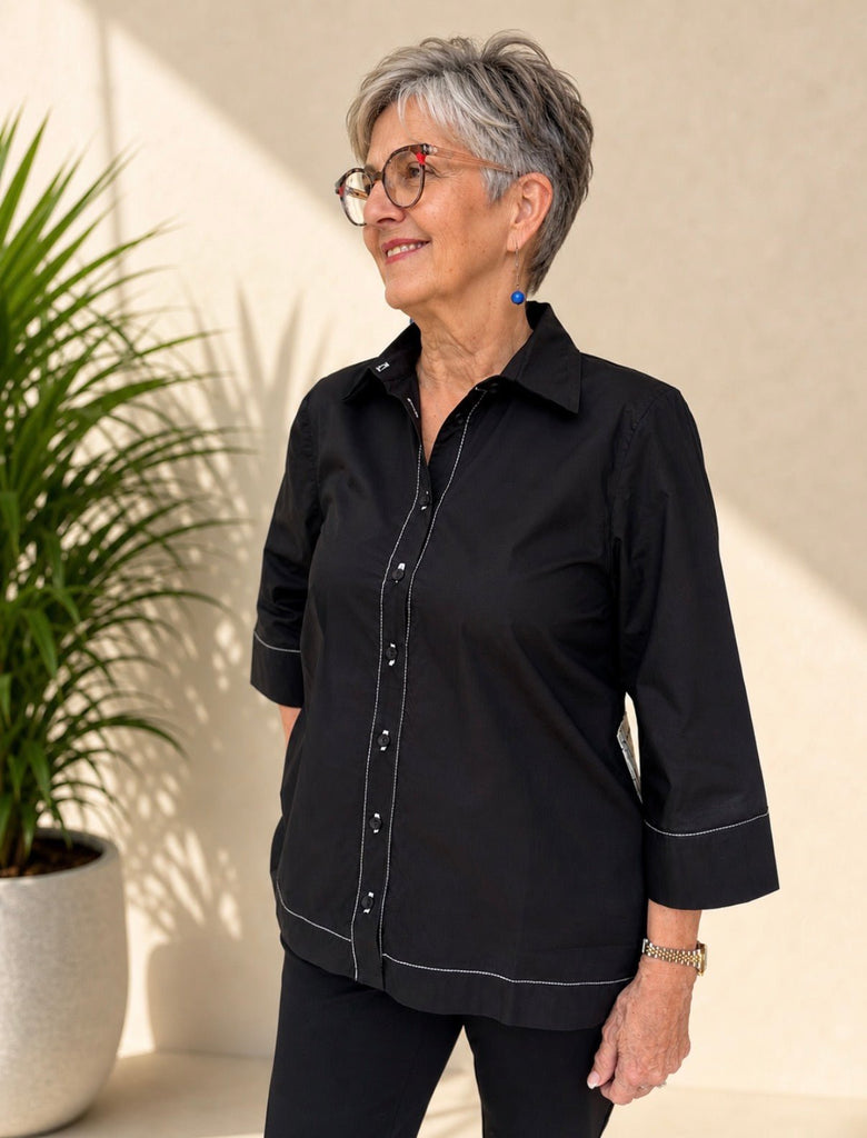860524 Black Blouse With Accordion Detail