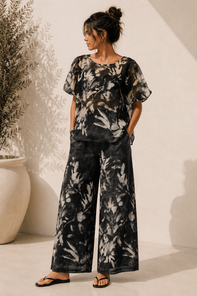 2622033 Black Mix Top