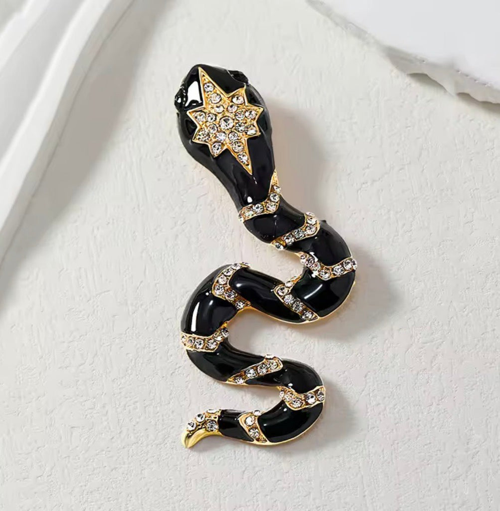 Crystal Cobra Black Brooch