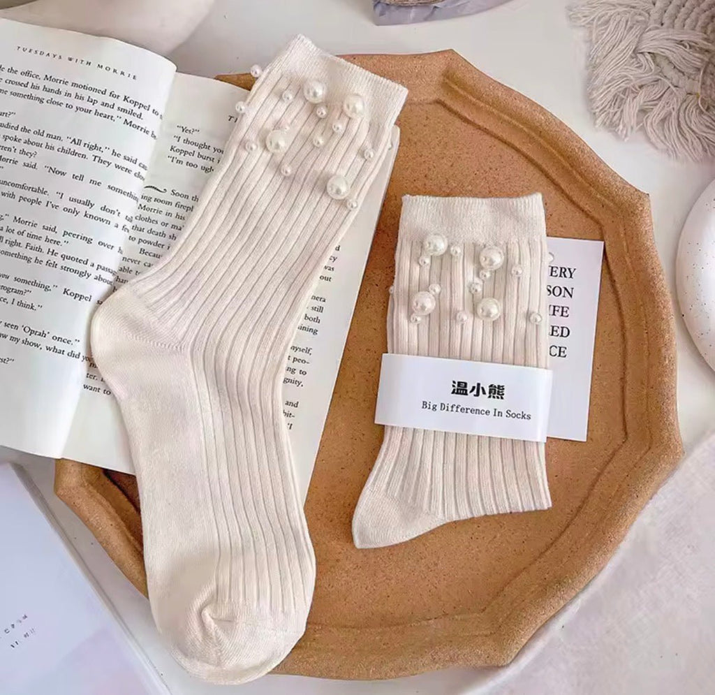 White and Pearl Ribbed Sock