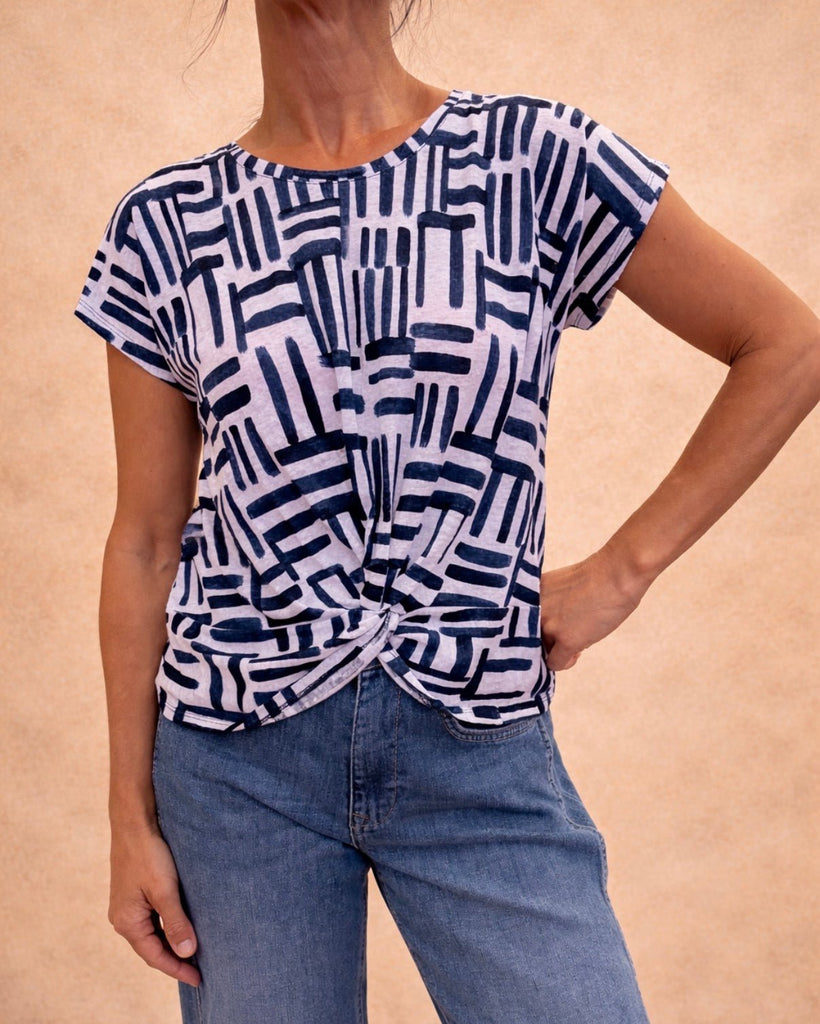 FO8258 Navy/White Do The Twist Top