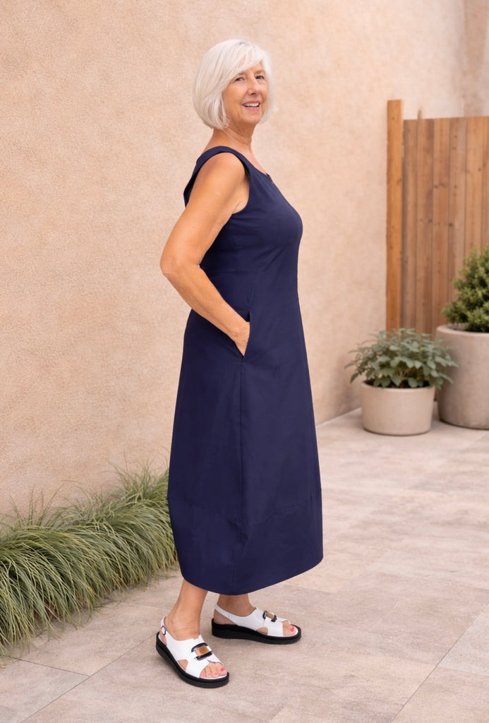 S26509 Navy Sleeveless Dress