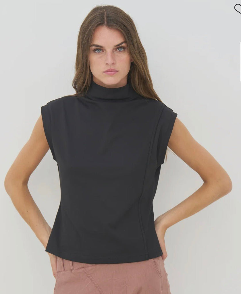 8731 Ciara Black Top