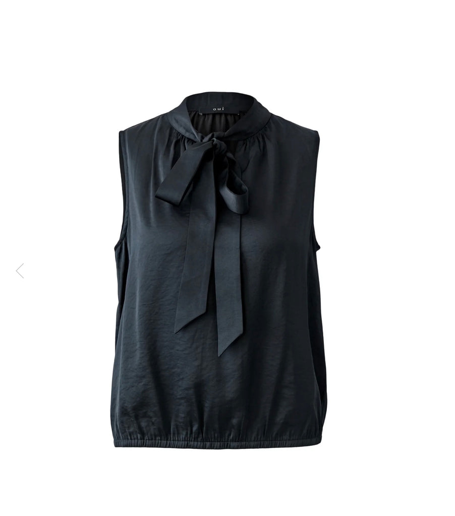 100008 Black Sleeveless Blouse