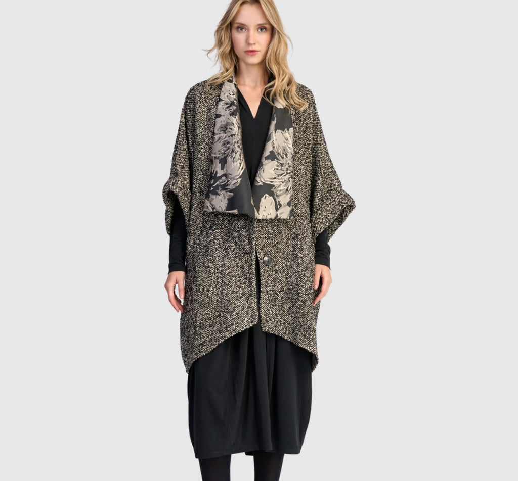 Boucle coat with brocade patterned collar