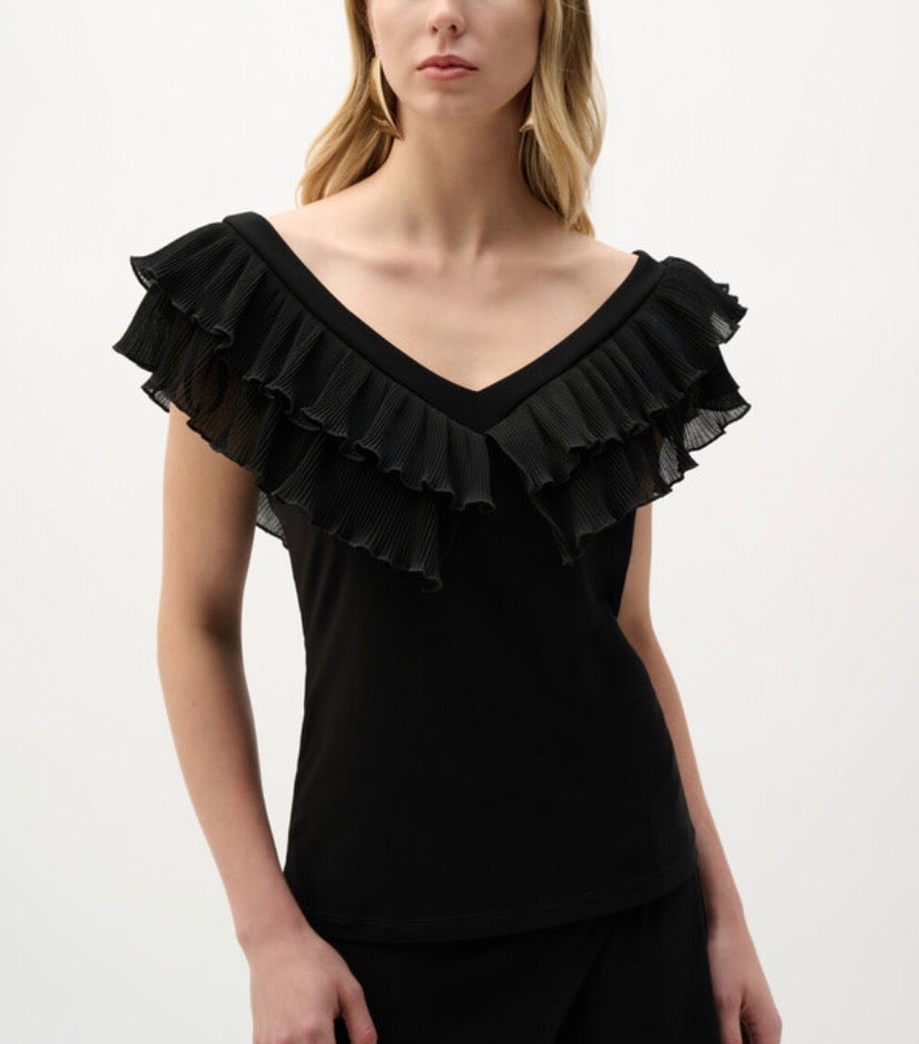 262089 Black Ruffle Top
