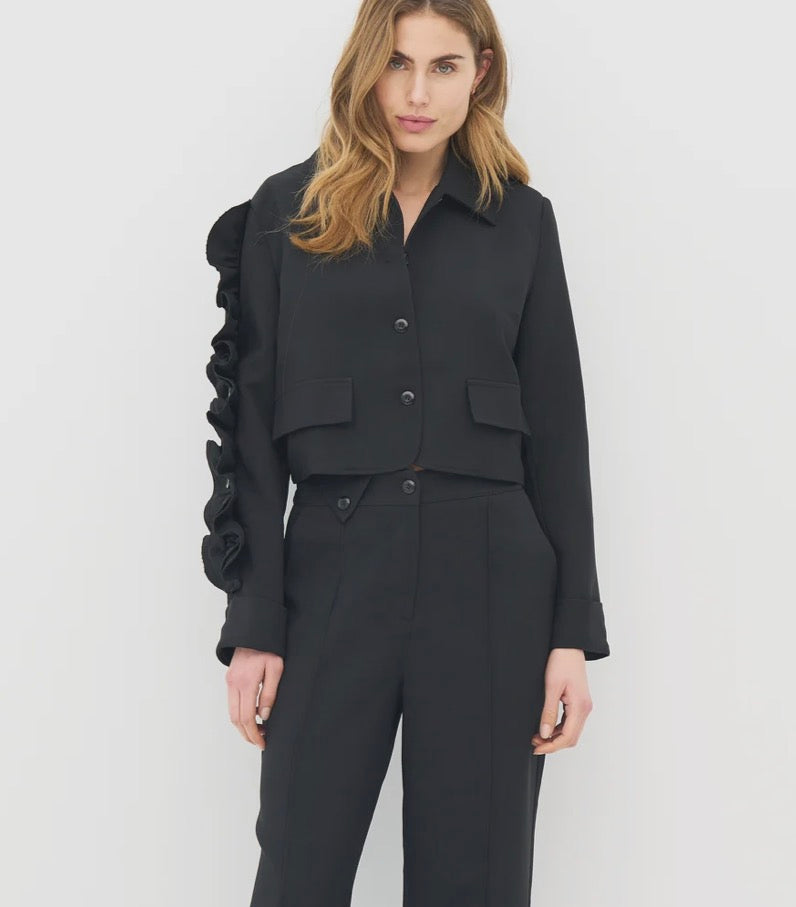 8943 Esmeralda Black Jacket