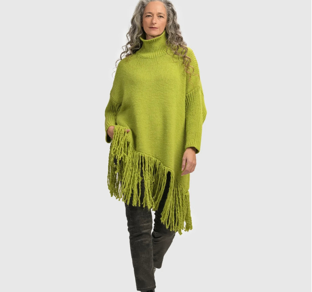UJ841G Lime Fringe Pullover