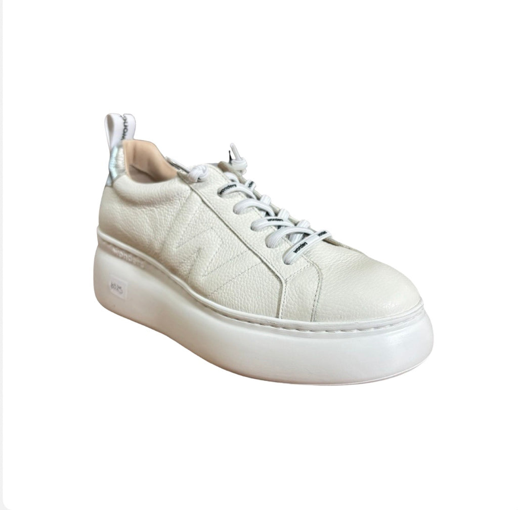 A2632 Off White Platform Sneaker