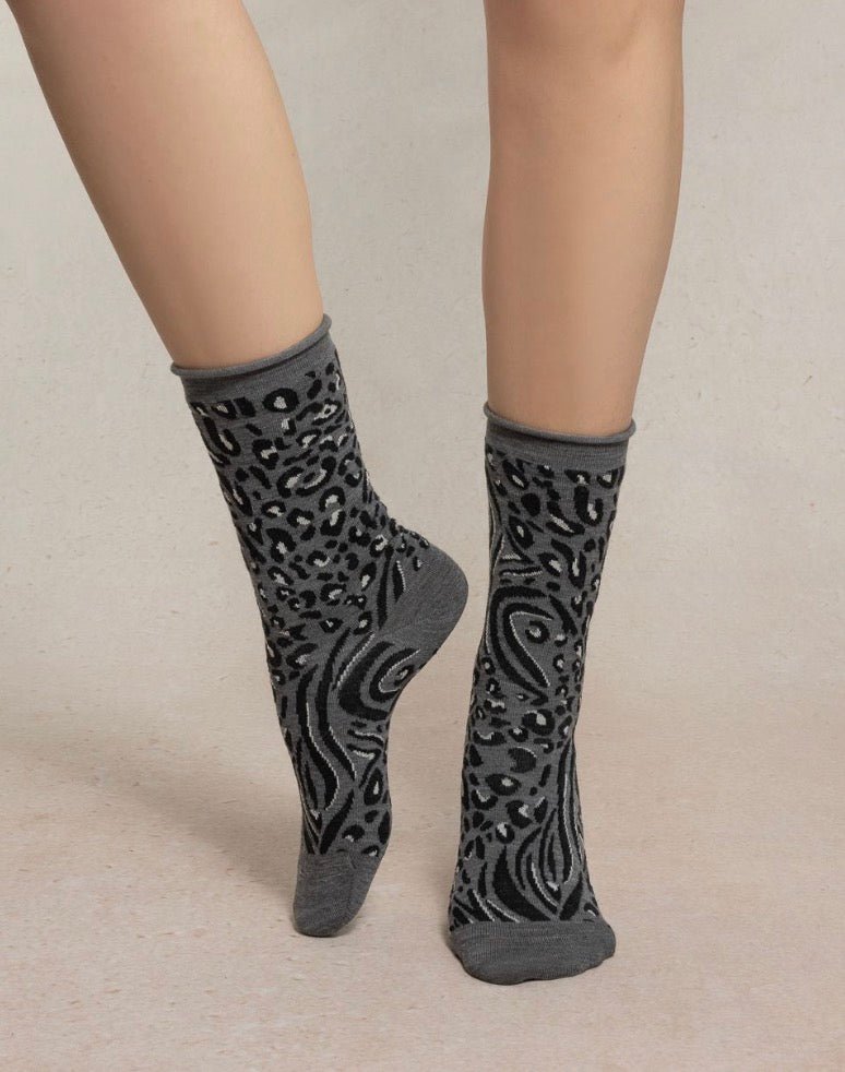 6562 Grey Wool Animal Print Socks