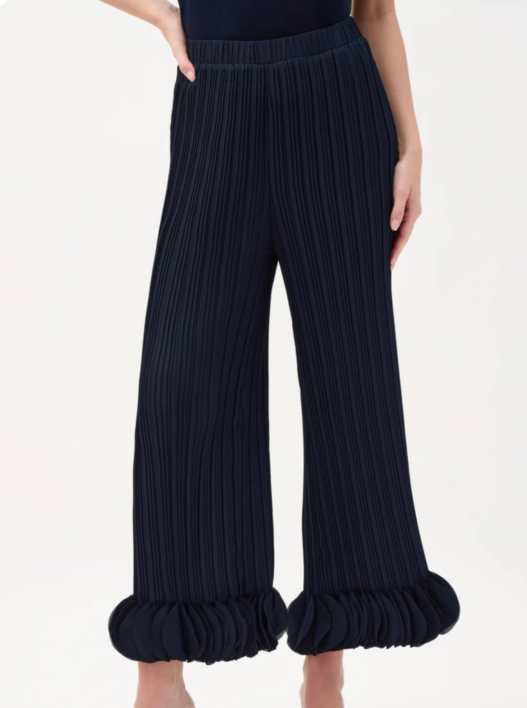 253940 Navy Pleated Pants