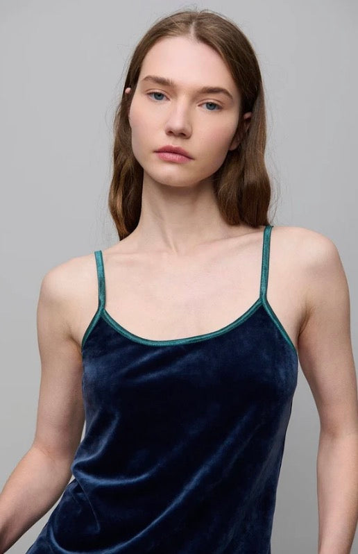 50433 Navy Velvet Top