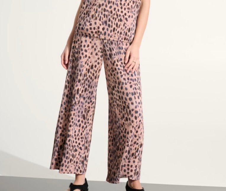 262619 Animal Print Pleaded Pants