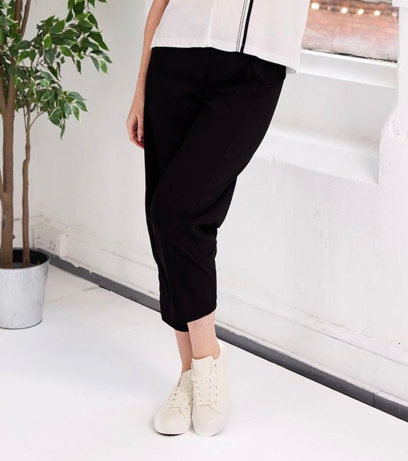 S26503L Black Slouch Trouser