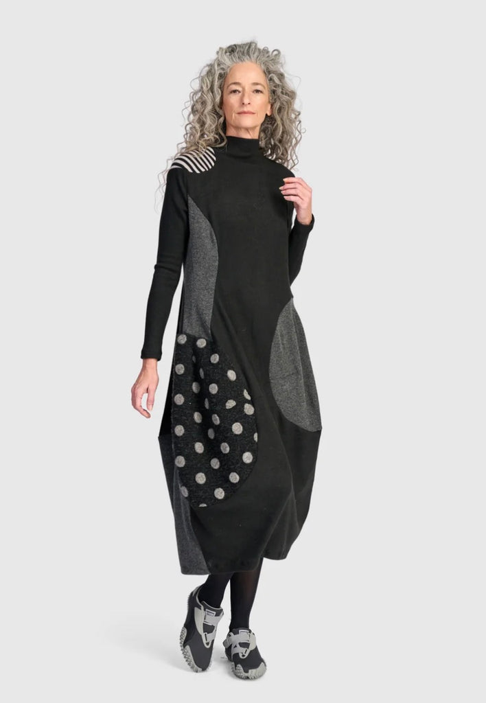 UT216S Urban Bonnie Cocoon Dress