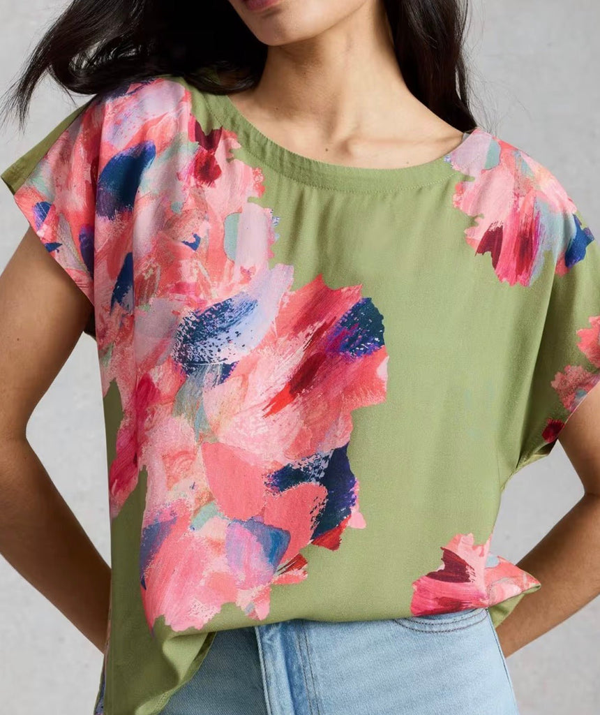 445356 Green Mix Woven Tee