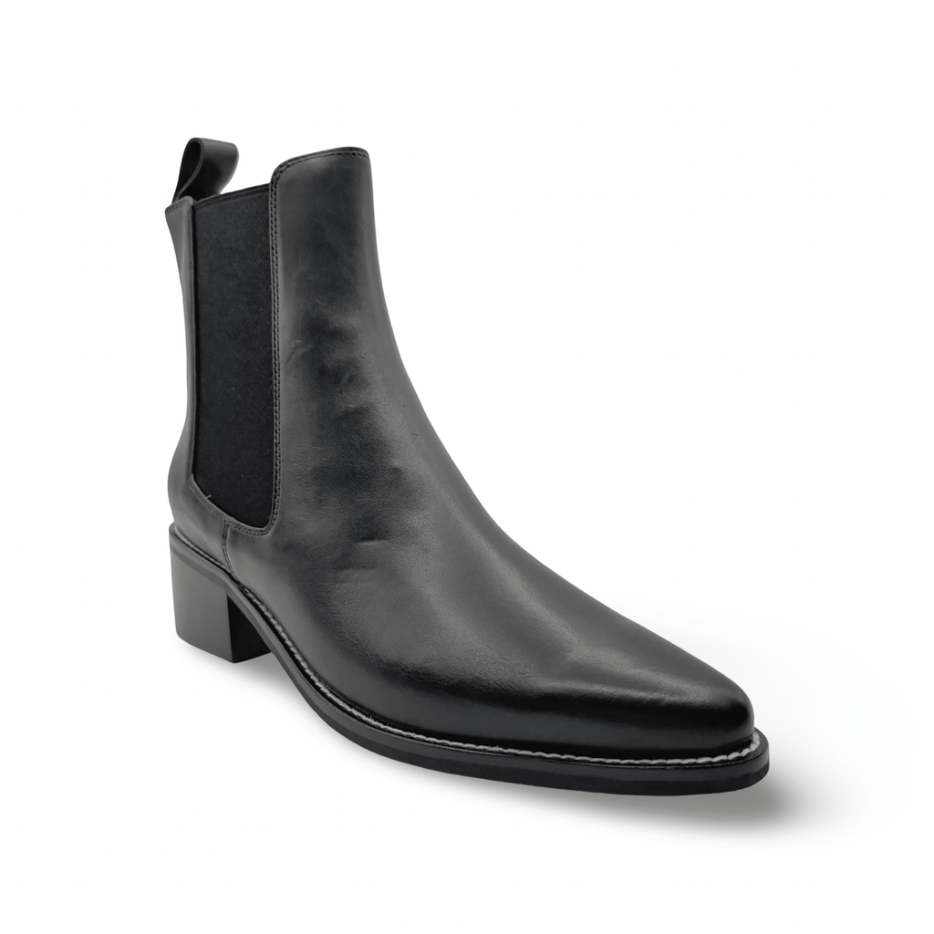 Dacron Black Boot