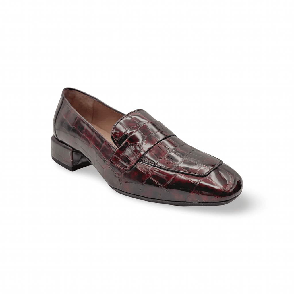 C5020 Burgundy Patent Croco Loafer