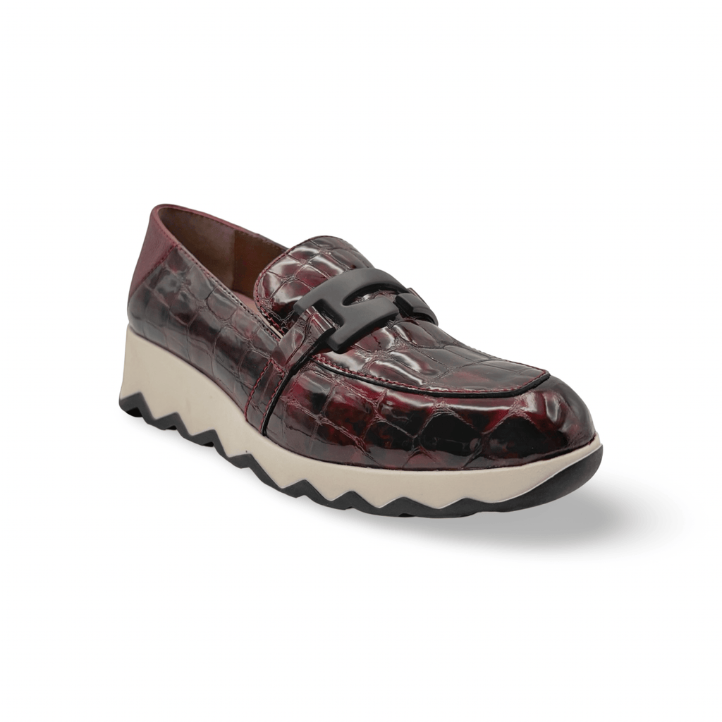 C7612 Burgundy Snakeskin Loafer