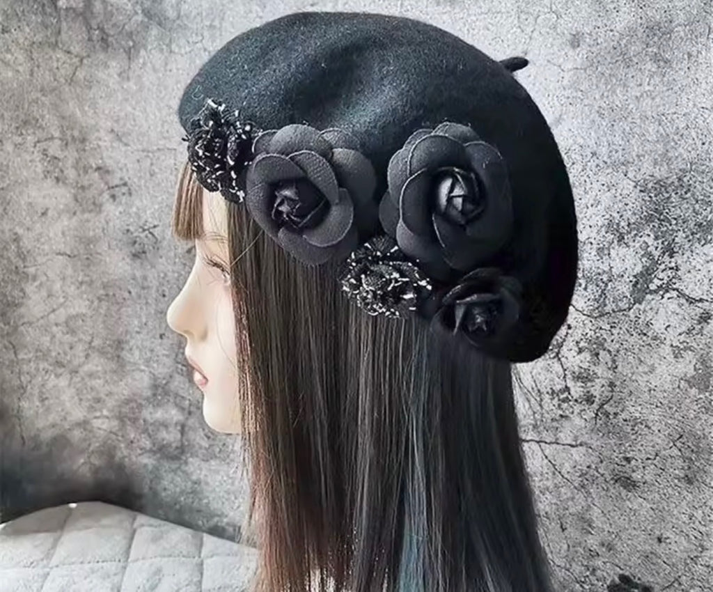 Betty Flower Beret Black