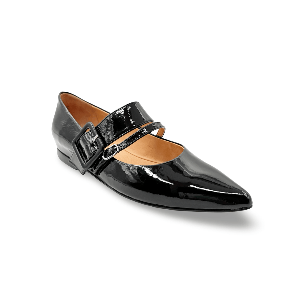 Black patent leather shoe with adjustable straps