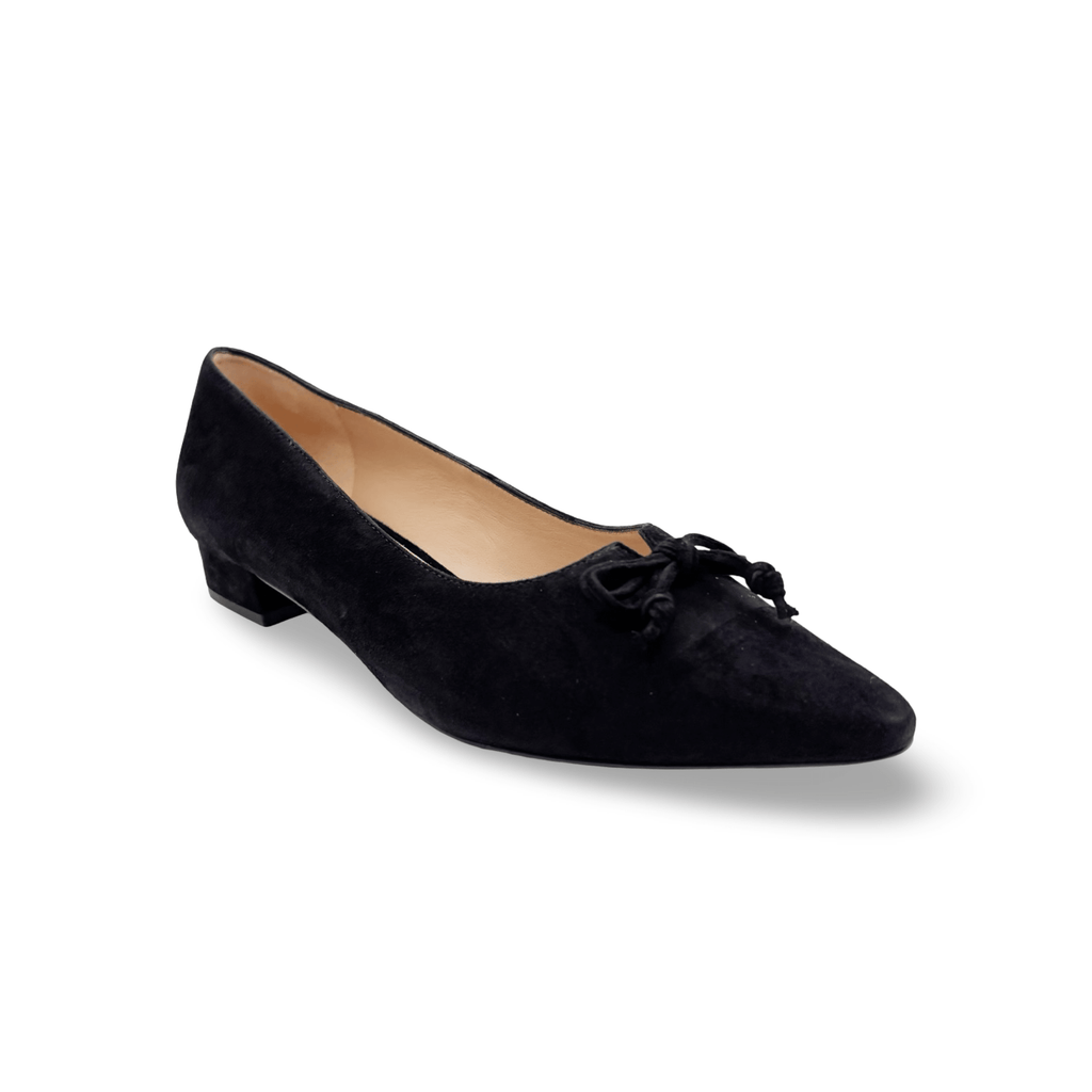 Black suede shoe with a bow 
