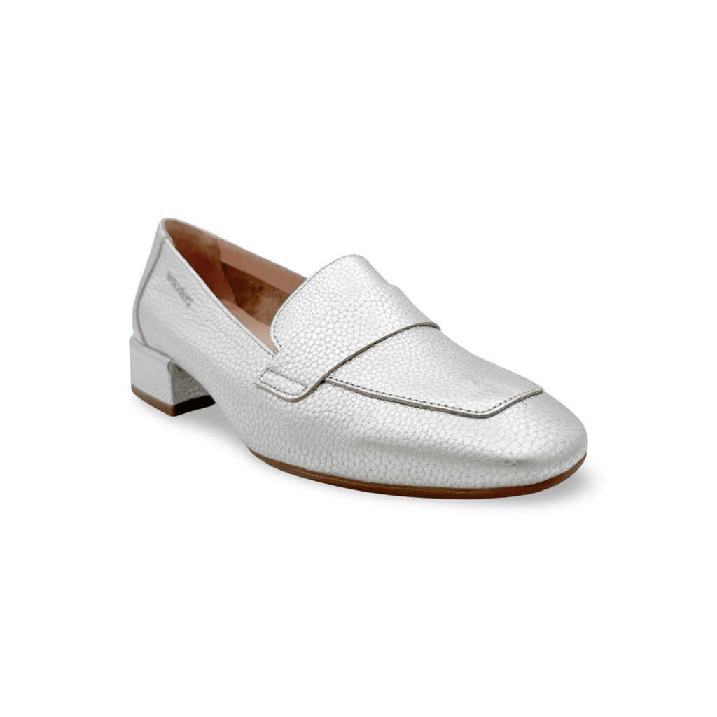 C5020 Silver Metallic Loafer
