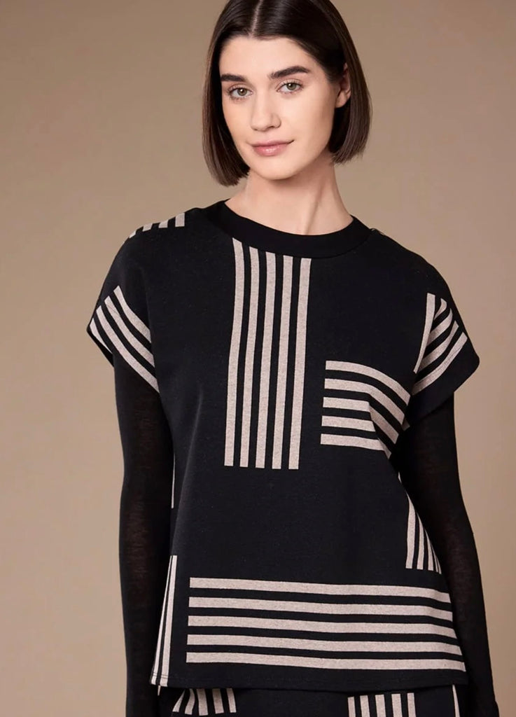 W26135 Black Sand Stripe Top