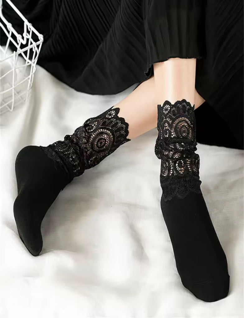 Black Lace Sock