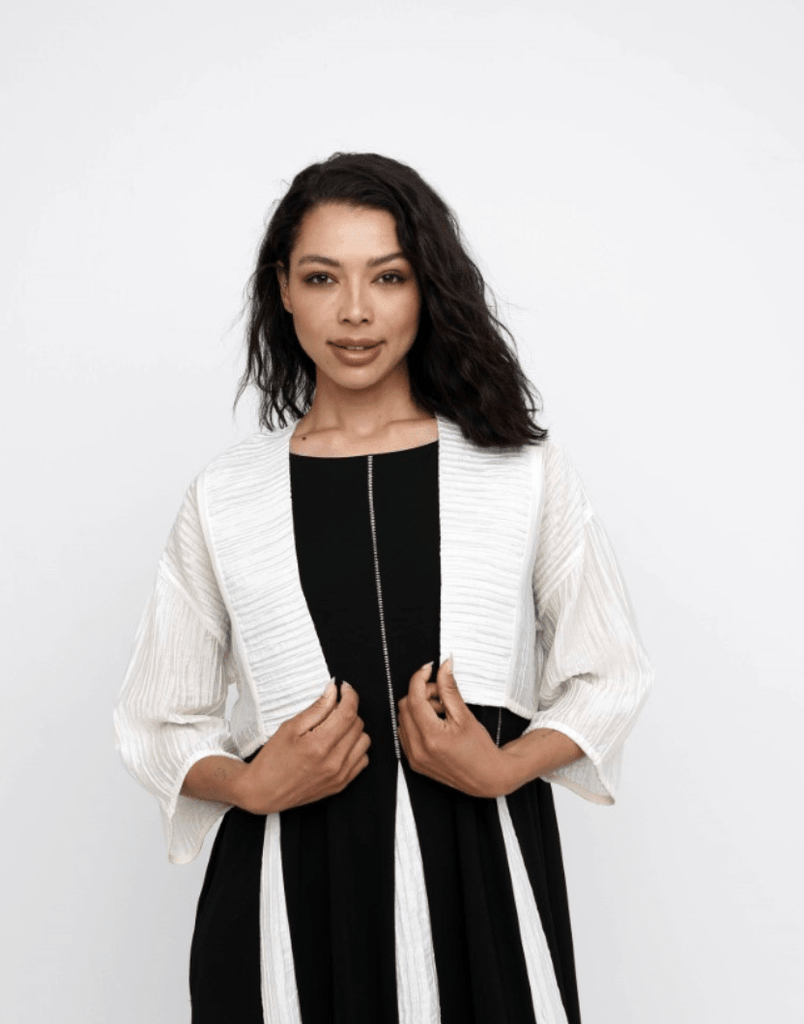 860484 Vanila Bolero