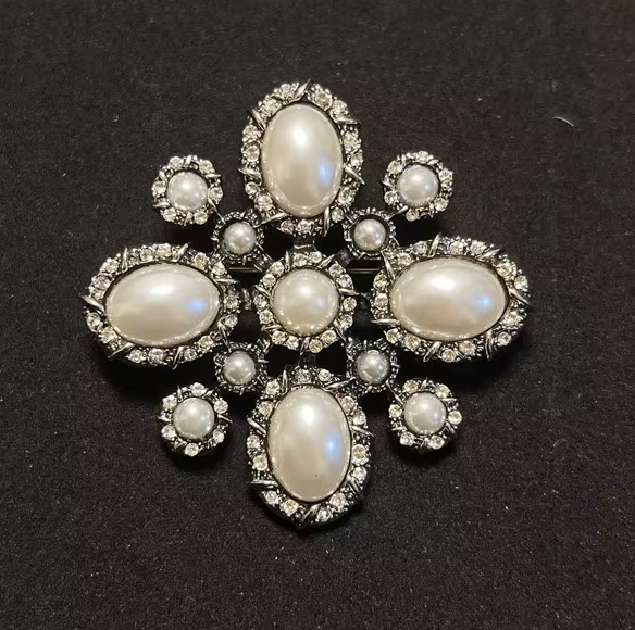 Silver Pearl Cluster Brooch