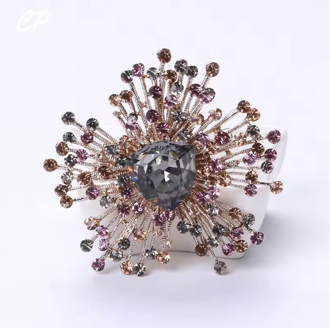 St Sascha Golden  Brooch