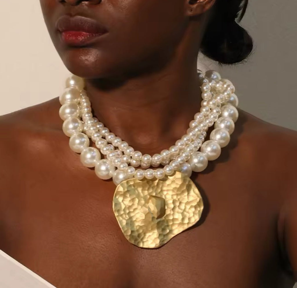 Gold Oyster Rope Pearl Necklace