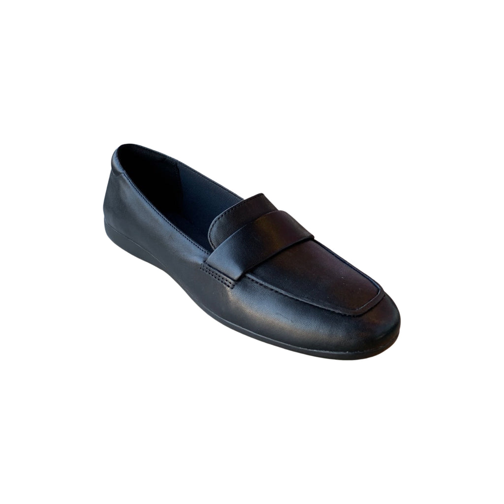 Genn Black Leather Loafer